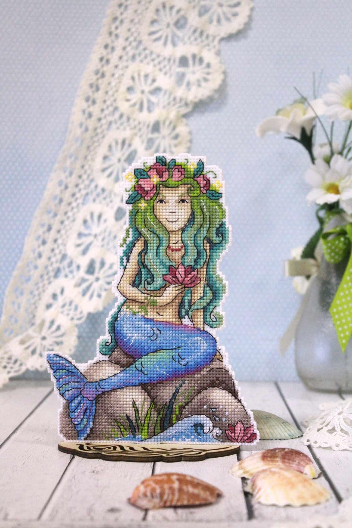 Sea Beauty SR-464  Plastic Canvas Counted Cross Stitch Kit