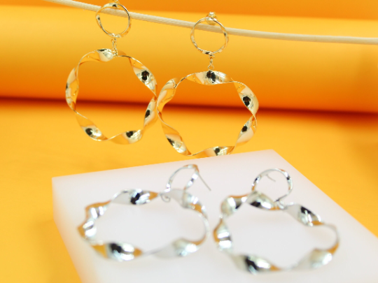 18K Gold/Rhodium Filled Thick Twisted Hoops Push Back Earrings (K348)